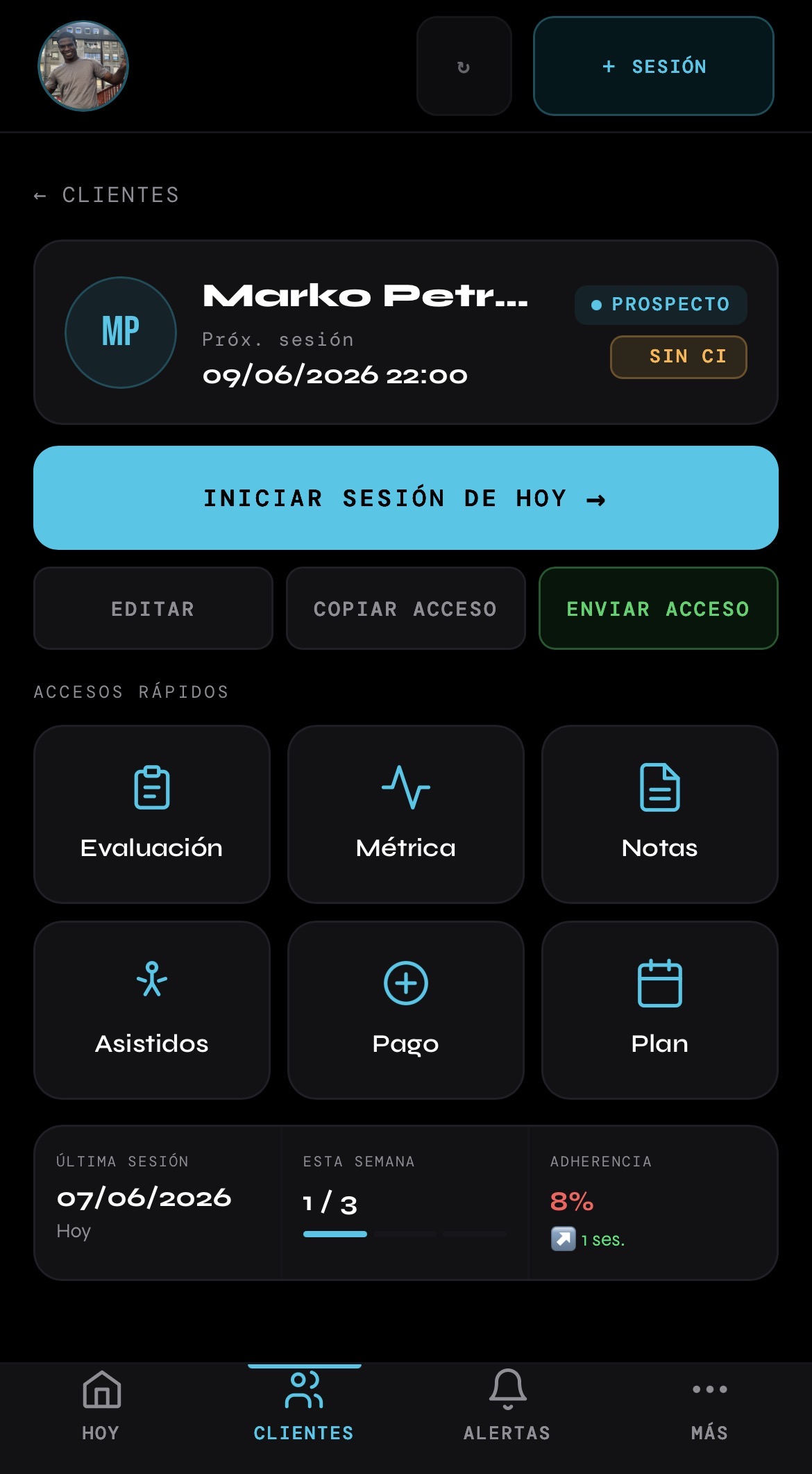 AB SYSTEM — Perfil cliente ACTIVO con 100% adherencia, accesos rápidos y próxima sesión